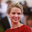 Yahoo CEO Marissa Mayer says expecting twin girls