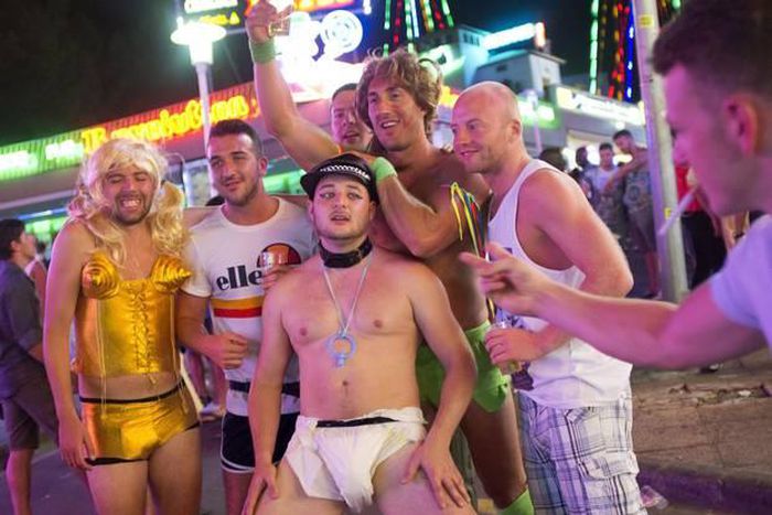 ___4155687___https:______static.pulse.com.gh___webservice___escenic___binary___4155687___2015___9___10___16___Magaluf-11