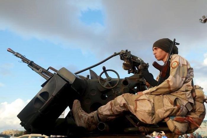 One of the members of the military protecting a demonstration against candidates for a national unity government proposed by U.N. envoy for Libya Bernardino Leon, is pictured in Benghazi, Libya October 23, 2015. REUTERS/Esam Omran Al-Fetori