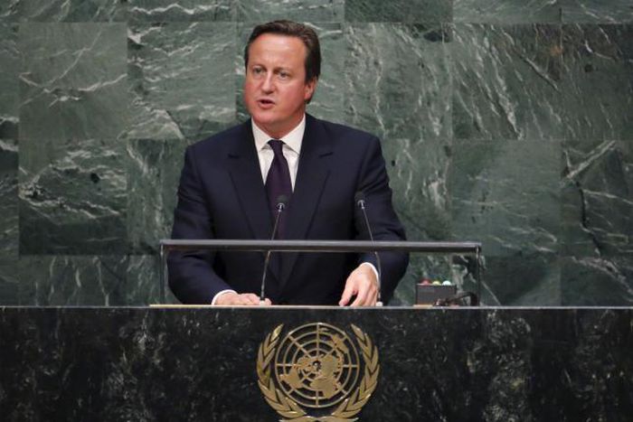 Polls show UK public closely split over remaining in EU