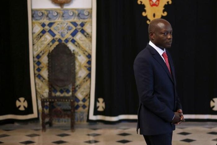 Guinea-Bissau's President Jose Mario Vaz arrives to speak with journalists after a meeting with his Portuguese counterpart Anibal Cavaco Silva (not pictured) at Belem presidential palace in Lisbon June 19, 2014. REUTERS/Rafael Marchante