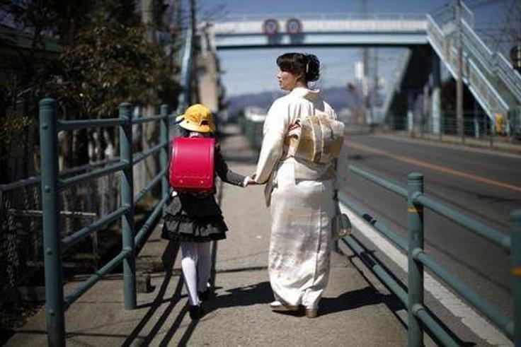 Can you have children and a career? G20 women tend to think so - survey