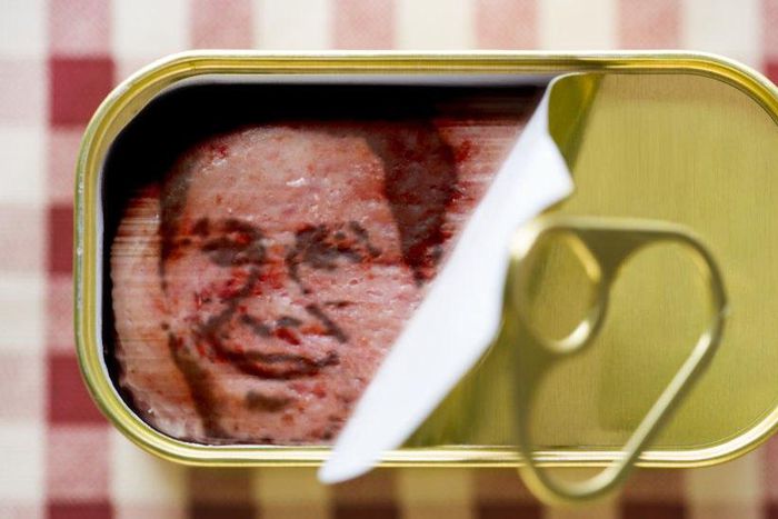 Sanford could go to jail for 3 years for his spamming activities