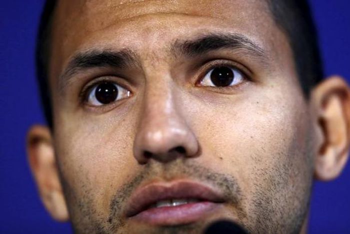 City's Aguero racing to be fit for Chelsea clash