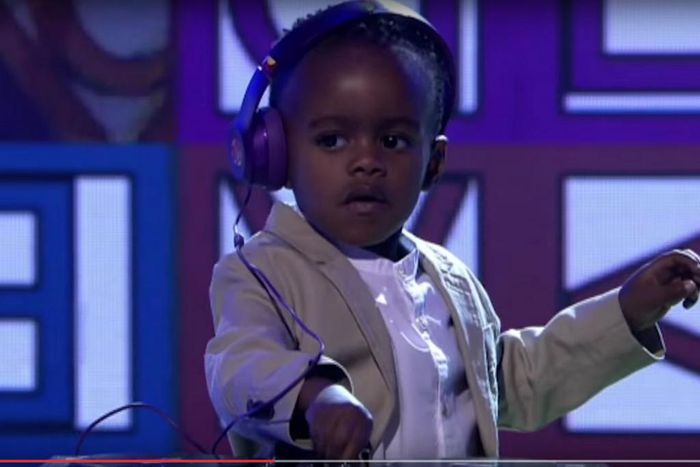 ___4349657___https:______static.pulse.com.gh___webservice___escenic___binary___4349657___2015___11___11___18___arch