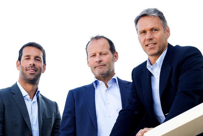 ___4125049___https:______static.pulse.com.gh___webservice___escenic___binary___4125049___2015___9___1___19___danny-blind-marco-van-basten-ruud-van-nistelrooy-cropped_119zb54yn0qbq11mq84pr57uw7