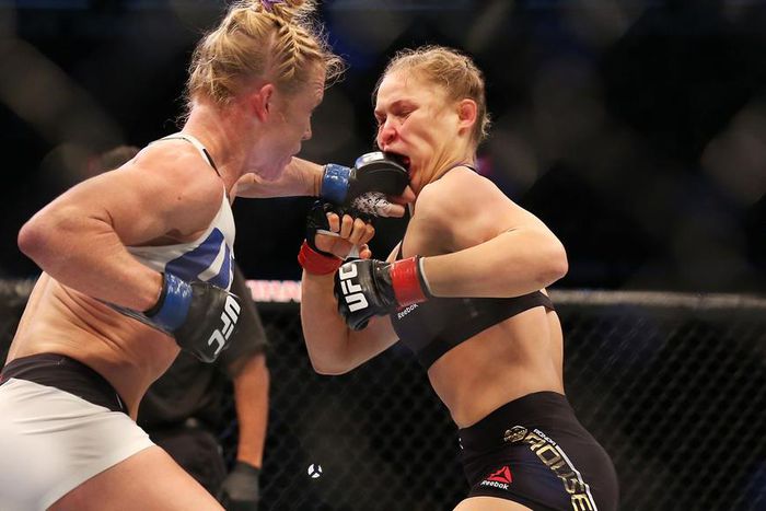 ___4359950___https:______static.pulse.com.gh___webservice___escenic___binary___4359950___2015___11___15___15___holmrousey-cropped_y4kyql3u2yxs1p73bvz2fe68q_1