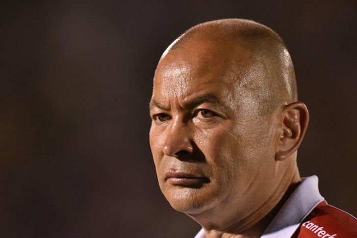 ___4080501___https:______static.pulse.com.gh___webservice___escenic___binary___4080501___2015___8___18___16___eddiejones-cropped_1k3d3ddah3mio184wsat7m24or_1