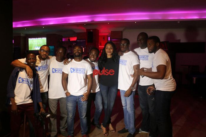 Karaoke night and screening of "I Go Blow"