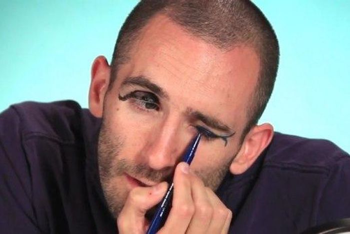 These five guys trying liquid eyeliner in this BuzzFeed video will leave you in stiches.