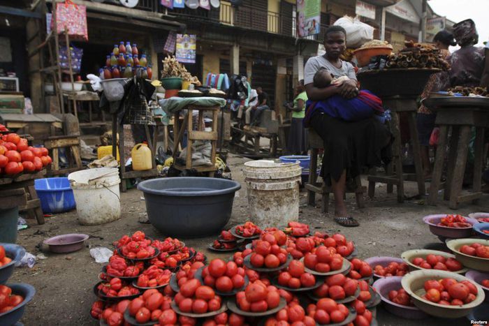 2 market women bag 72-hour community service for fight in public
