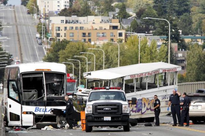 Four students killed after tour buses collide on Seattle bridge