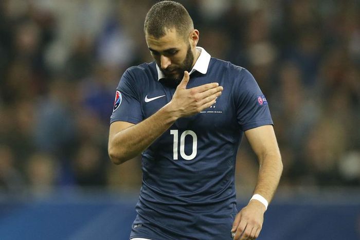 ___4327341___https:______static.pulse.com.gh___webservice___escenic___binary___4327341___2015___11___13___23___karim-benzema-cropped_17u4dwj57jl3o1eedl7kb1mp77_1