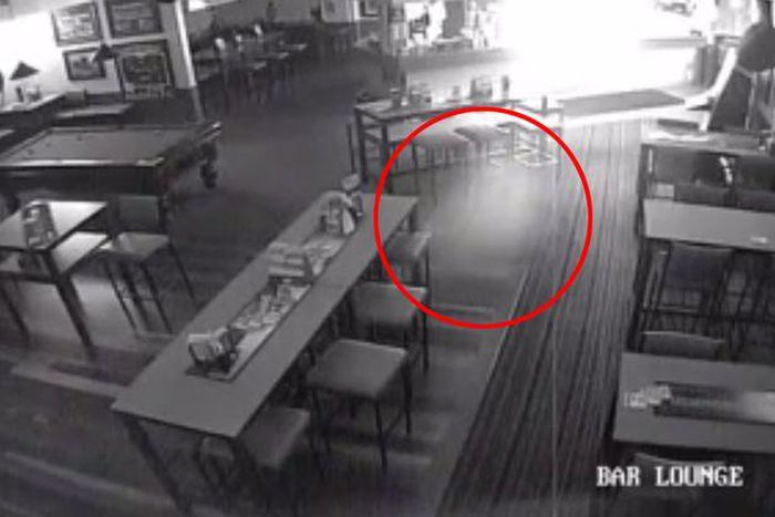 Look closely: Is this a drunken spirit?