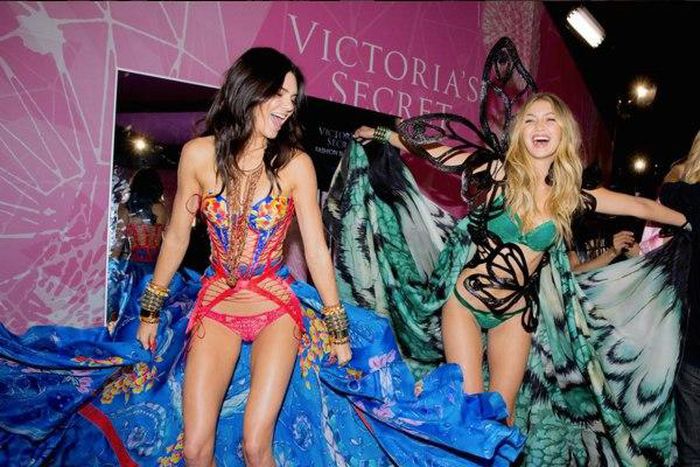 Kendall Jenner and Gigi Hadid at Victoria Secret fashion show 2015