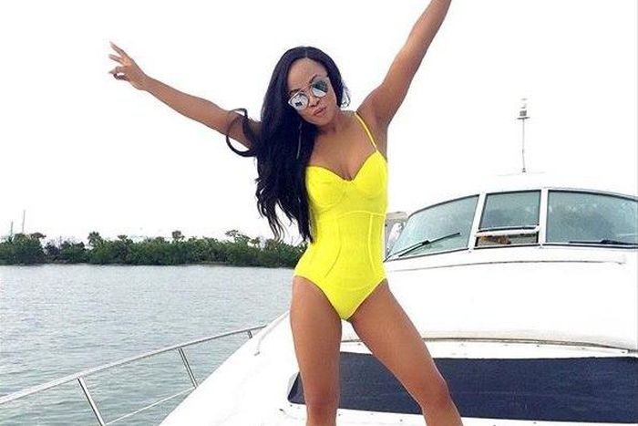 Toke Makinwa rocks a vibrant Kamokini swimsuit