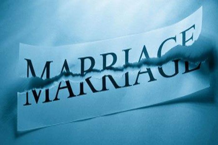 Court dissolves 15-year-old marriage over constant beating