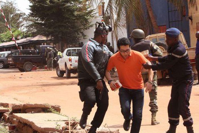 U.S. military assisting in Mali hotel rescue -CNN