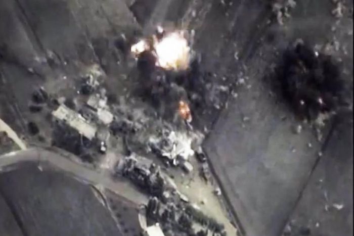 Russia striking IS stronghold in Syria