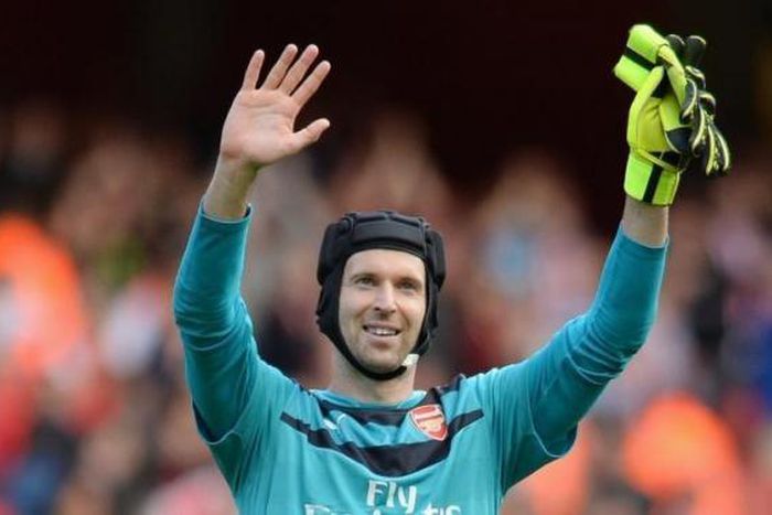 Cech looking forward to beating former club Chelsea again