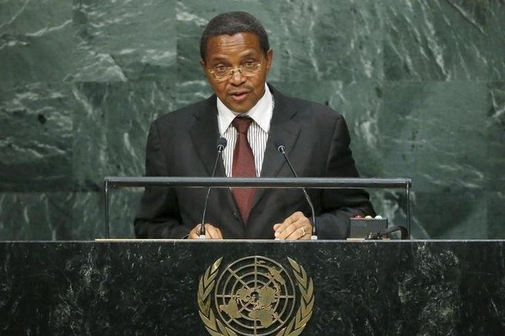President Jakaya Mrisho Kikwete of Tanzania addresses a plenary meeting of the United Nations Sustainable Development Summit 2015 at the United Nations headquarters in Manhattan, New York September 26, 2015. REUTERS/Darren Ornitz