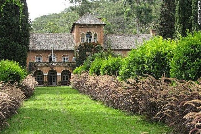 ___4101074___https:______static.pulse.com.gh___webservice___escenic___binary___4101074___2015___8___24___19___150817161147-zambia-7-colonial-manor-house-shiwa-ngandu-exlarge-169