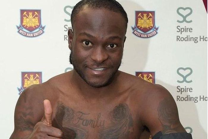 Chelsea's Moses signs for West Ham on a season-long loan