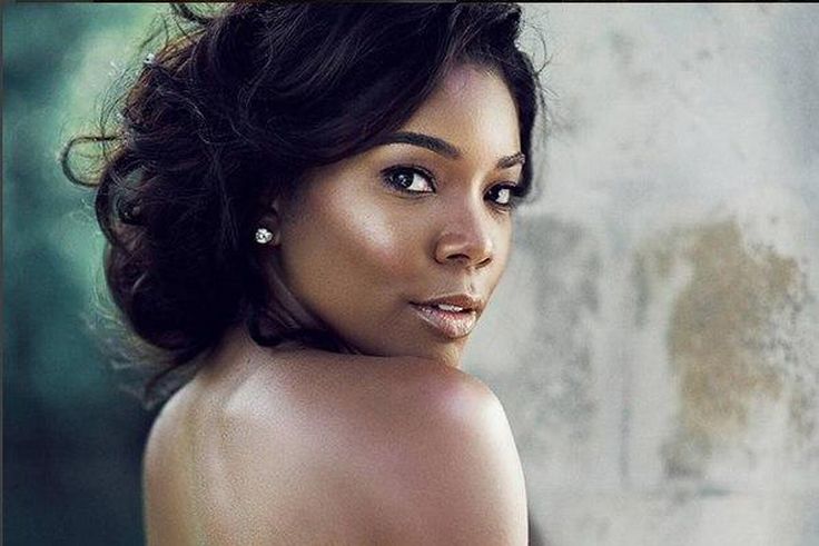 Hollywood actress, Gabrielle Union, shares never-before-seen wedding photos to mark 1-yr anniversary