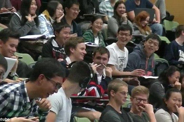 ___4071643___https:______static.pulse.com.gh___webservice___escenic___binary___4071643___2015___8___14___14___2B50DC0600000578-0-image-a-27_1439434666657