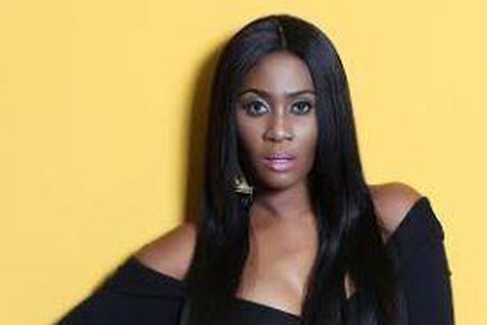 Singer/photographer Toni Tones