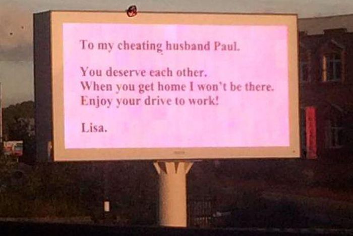 Epic break up for cheating husband