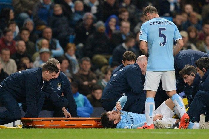 EPL fallout: 3 persons sustain injuries as Chelsea, Man City fans fight in Abakaliki