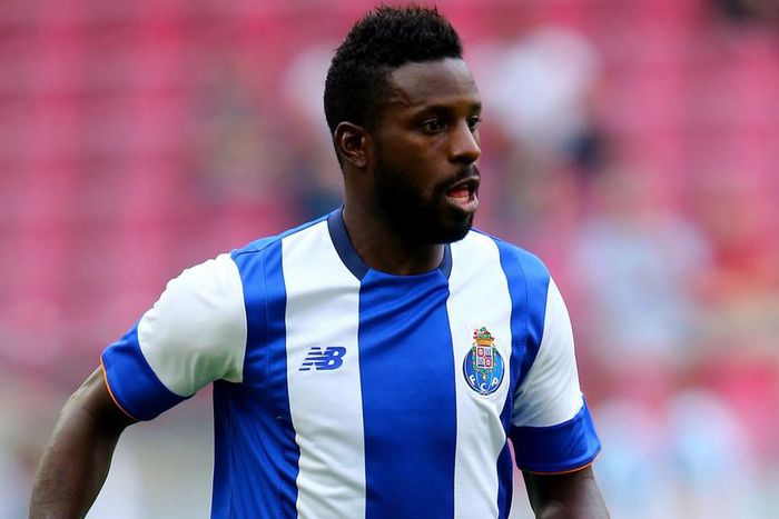 ___4090158___https:______static.pulse.com.gh___webservice___escenic___binary___4090158___2015___8___20___18___alex-sandro_15croxrolv6vx1g7s47e8x7dd5_1