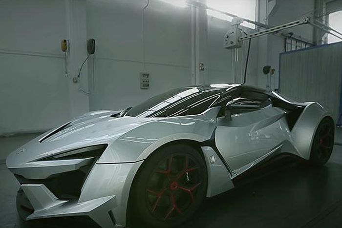 Fenyr SuperSport