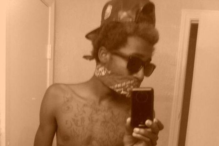 Deleon Alonso Smith, 19, died of a single gunshot wound to the throat after accidentally pulling the trigger of the gun while trying to take a selfie with it