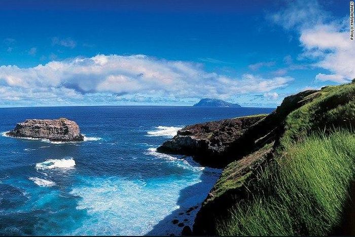 ___4178455___https:______static.pulse.com.gh___webservice___escenic___binary___4178455___2015___9___17___19___150914121435-3-hidden-islands-flores-azores-exlarge-169