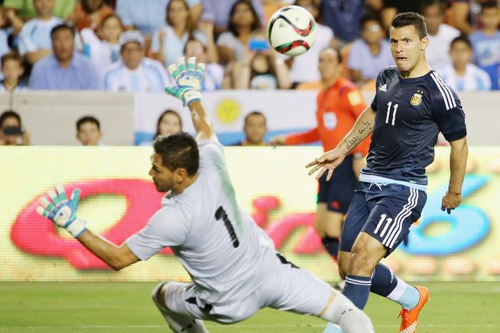 ___4139443___https:______static.pulse.com.gh___webservice___escenic___binary___4139443___2015___9___5___12___sergioaguero-cropped_199yij4prrob514yyu2yoxo7y8