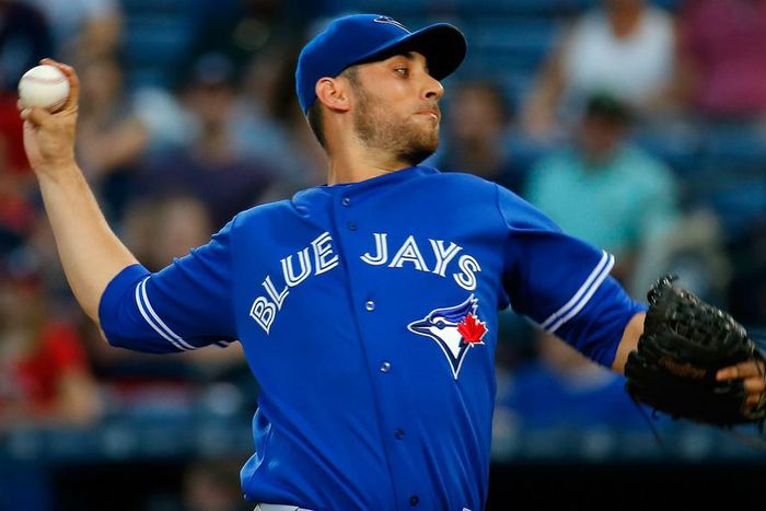 ___4179201___https:______static.pulse.com.gh___webservice___escenic___binary___4179201___2015___9___18___14___marco-estrada-cropped_m048aeu35xt13am1clp9xz00