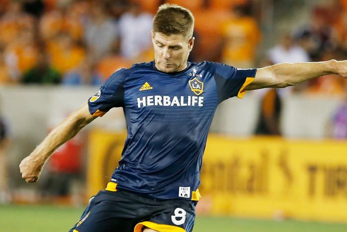 ___4200231___https:______static.pulse.com.gh___webservice___escenic___binary___4200231___2015___9___25___14___stevengerrard-cropped_b5yi4l98dib71u46h3n435200