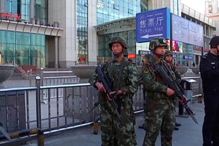 Chinese security forces kill 17 in Xinjiang
