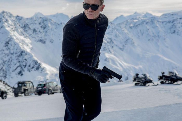 Daniel Craig in 007.