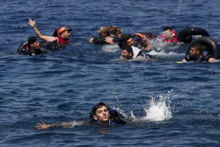 Pope says risk that militants could sneak into Europe with refugees