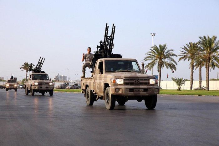 Islamic State militants attack forces guarding Libya oil port: official