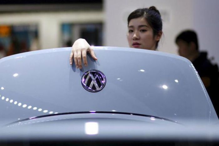 Designated U.S. chief Vahland to leave VW - source