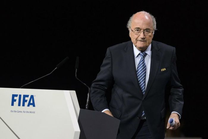 ___4225458___https:______static.pulse.com.gh___webservice___escenic___binary___4225458___2015___10___3___12___seppblatter-cropped_1muy18dtax6i01drddkzrchtpa