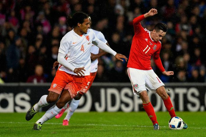 ___4358973___https:______static.pulse.com.gh___webservice___escenic___binary___4358973___2015___11___14___18___virgil-van-dijk-cropped_1xmzratvcqo10185clpqx2os6k