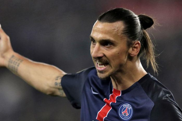 ___4228536___https:______static.pulse.com.gh___webservice___escenic___binary___4228536___2015___10___16___3___zlatanibrahimovic-cropped_p1phctk4lvdv1h685dbyxcxds