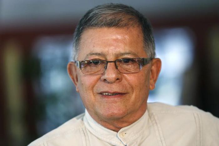 Colombia rebels extend unilateral ceasefire