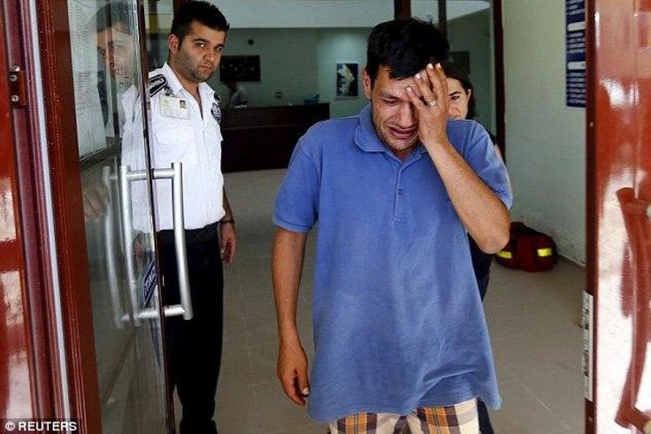 Grieving Syrian dad, Abdullah Kurdi, loses family while trying to cross into Europe