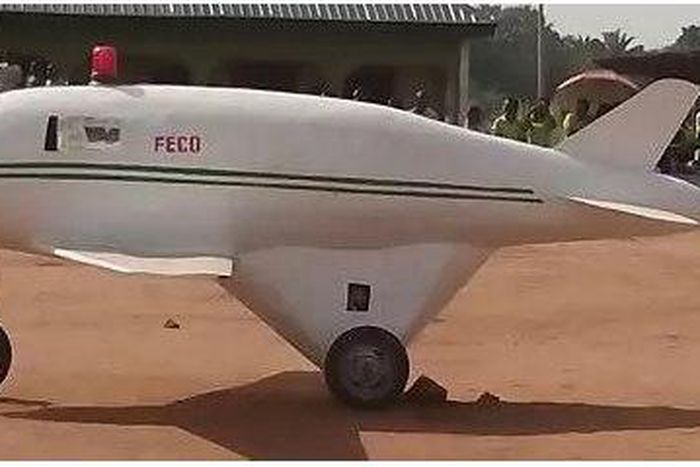 Young boy builds plane in Enugu